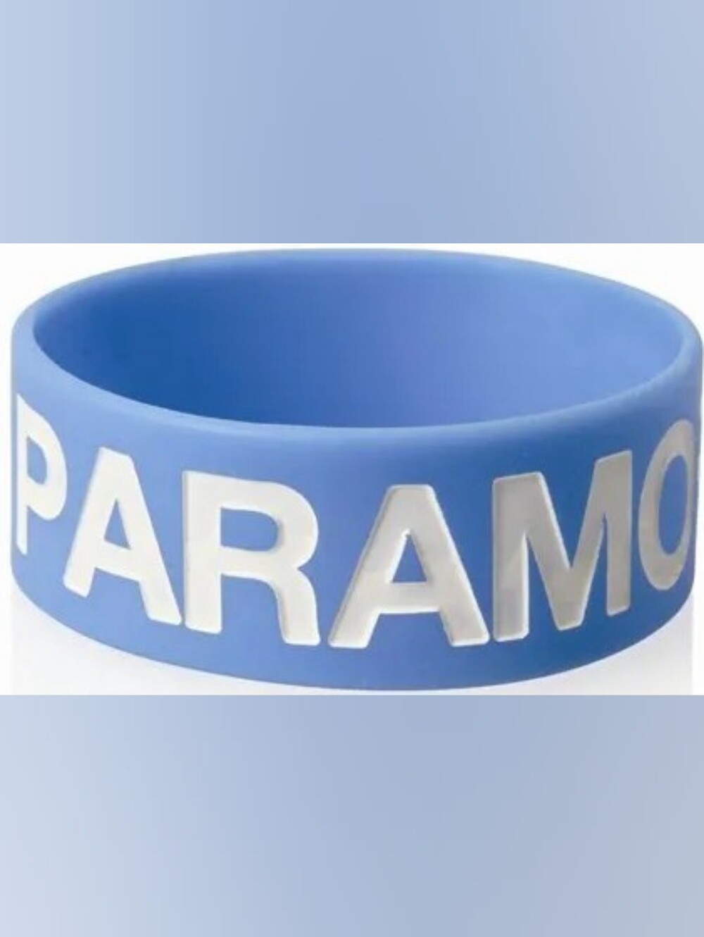Paramore Rubber Wristband And Button Pin - Picture 3 of 3